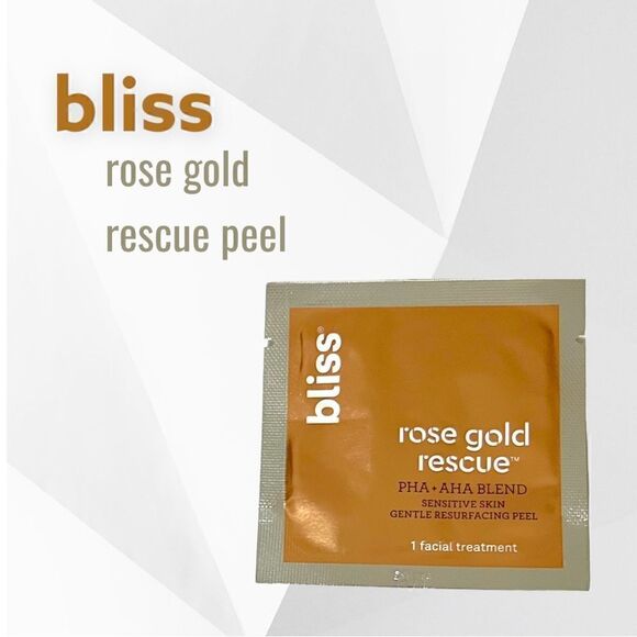 Bundle of skincare products. Bare Minerals, M.A.C., bliss, loofah sponge NEW - Picture 7 of 7